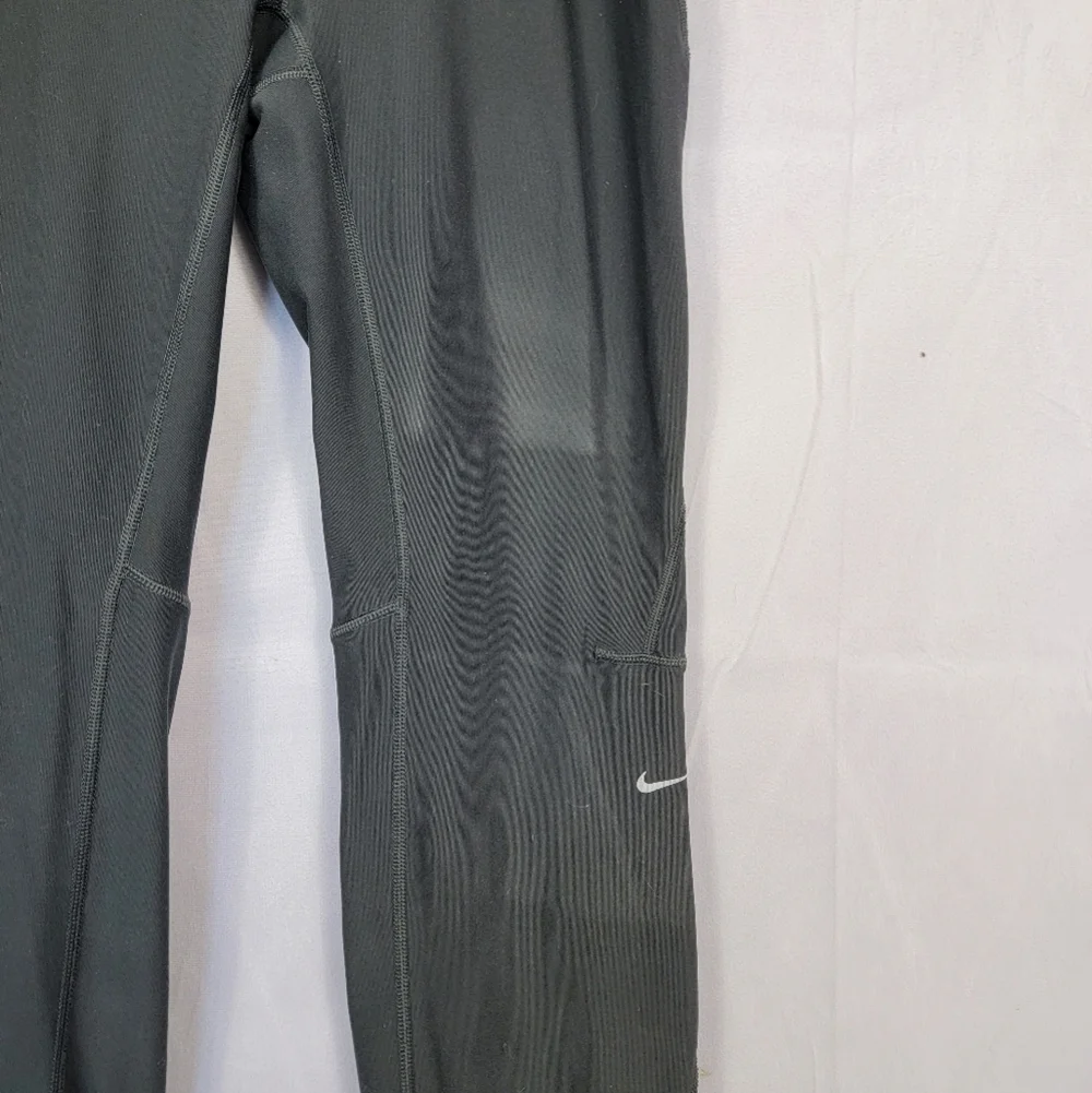 Women's Medium Nike Pants